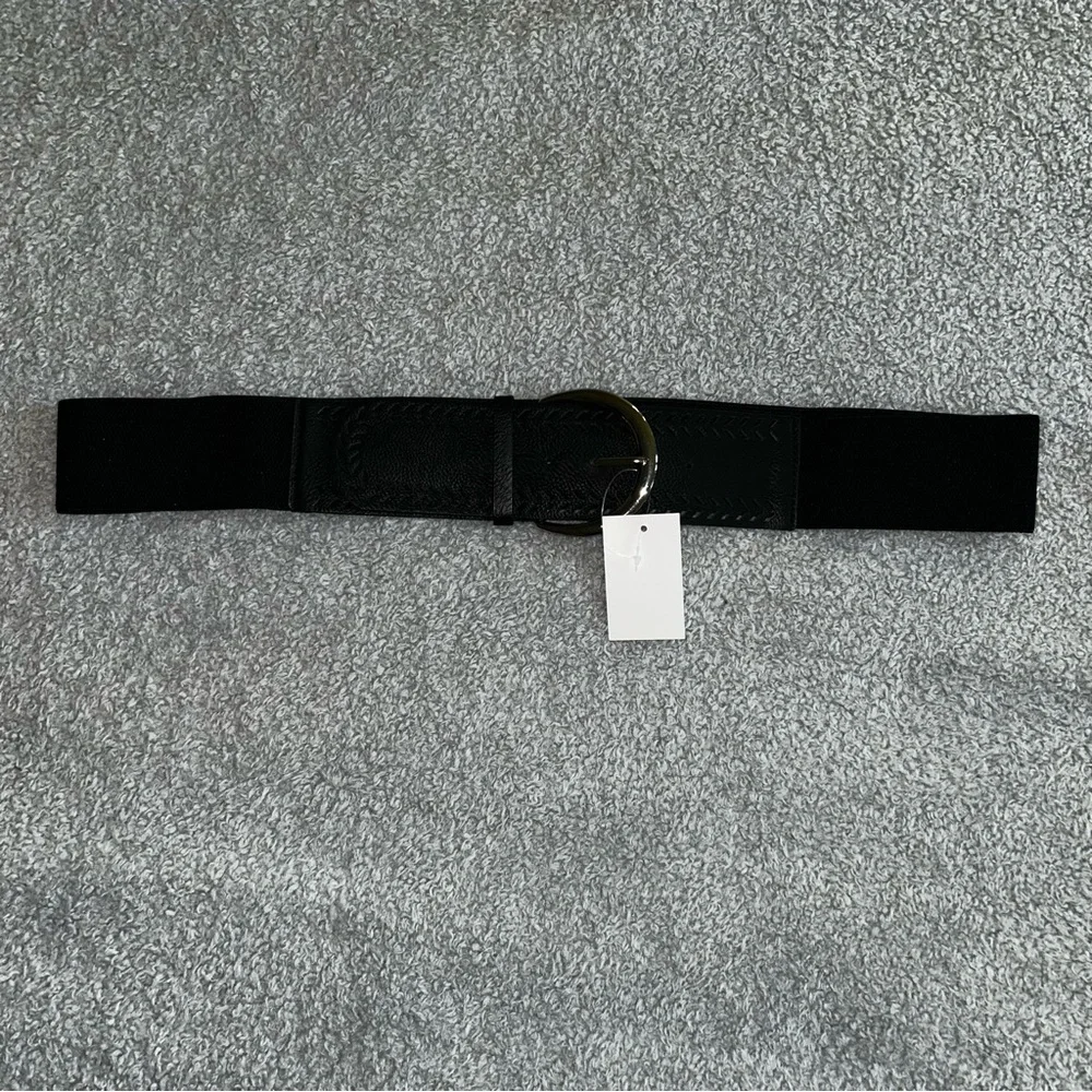Torrid Black Belt with Circular Gun Metal Buckle